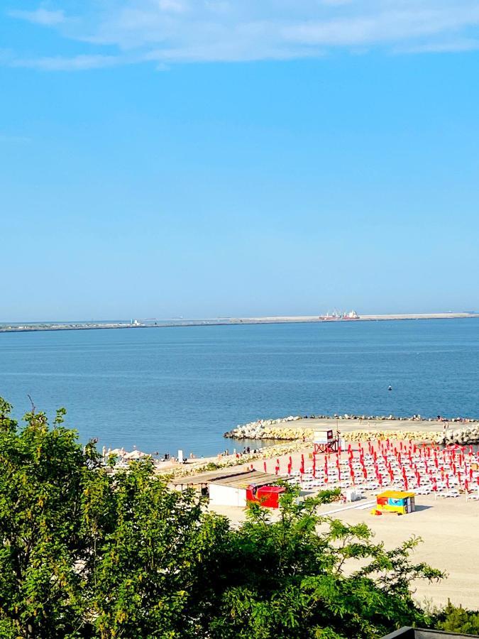 Aparthotel Atmosphere By The Sea Eforie Nord